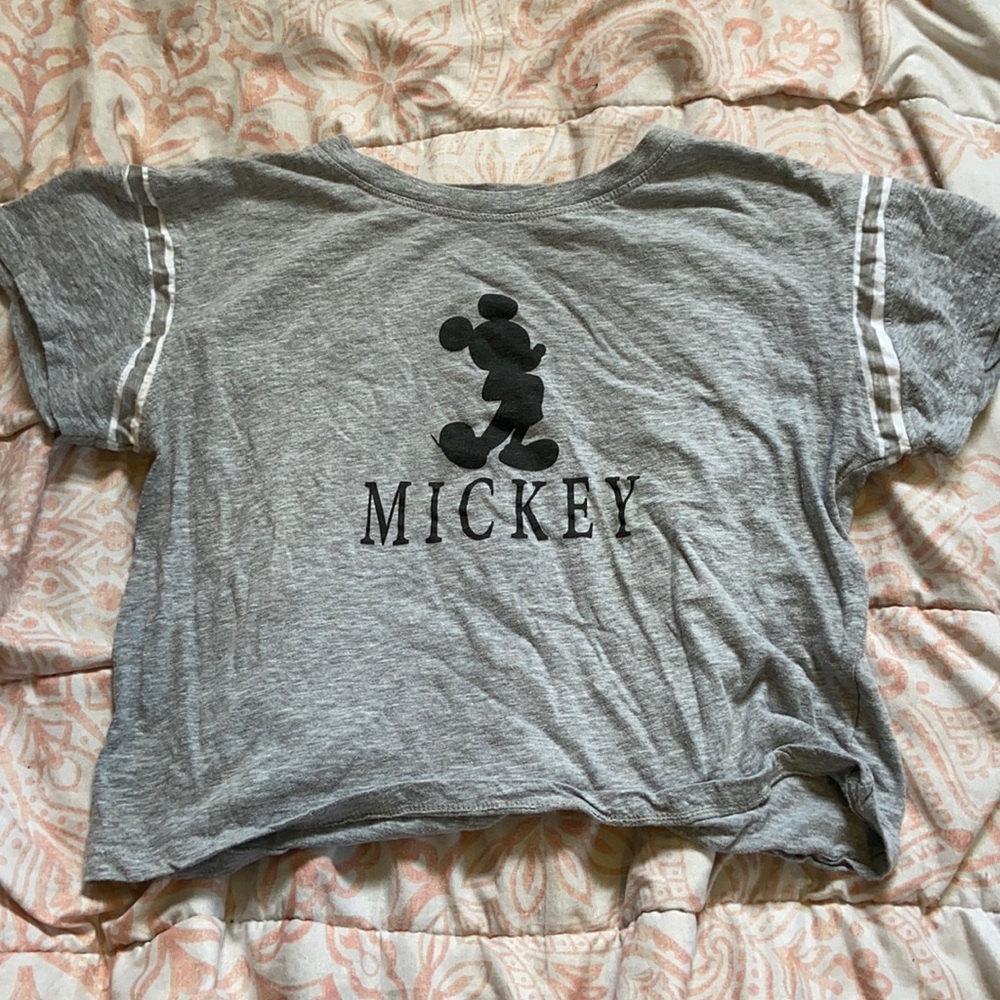 Micket Tee